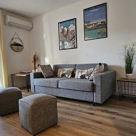 Fiori Di Cala Rossa Appartement T3 Dans Residence Hotelliere Chez Virginie Lecci Exteriör bild